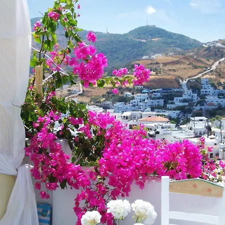 Ferienhaus Welcoming House In With Mountain View Skyros